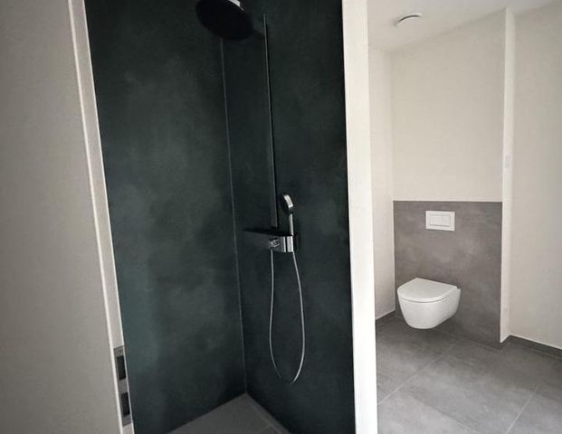 Erstbezug große helle 4 Raumwohnungen - Foto 1