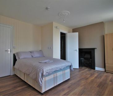 1 bedroom Flat To Let - Photo 3