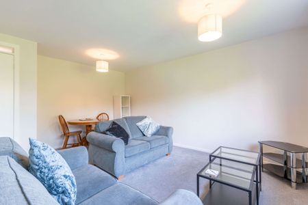 1074L Howden Hall Crescent, Edinburgh, EH16 6UR - Photo 3