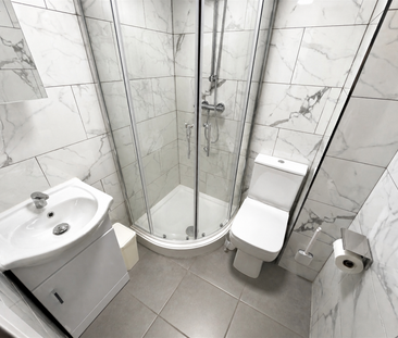 7 bedroom end of terrace house to rent - Photo 6