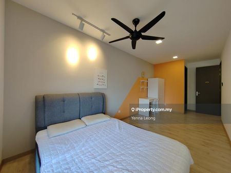 Emporis, Kota Damansara - Photo 2