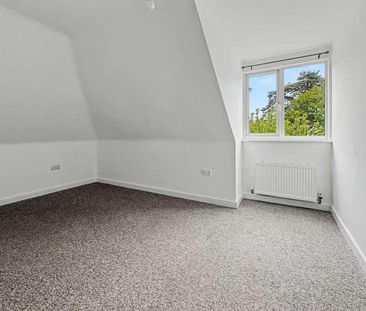 Charminster, Bournemouth * Great Rental, BH8 - Photo 3
