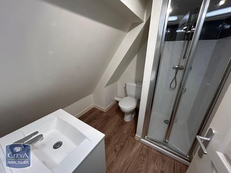 Location Appartement 1 pièce 18m² LAVAL 53000 - Photo 4