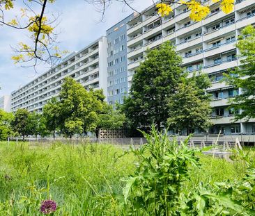 Modern, hell & mit großem Balkon: 3-Zimmer-Traum mit 2 NKM frei Akt... - Photo 1