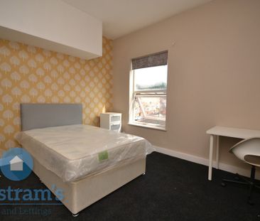 1 bed Shared House for Rent - Photo 2