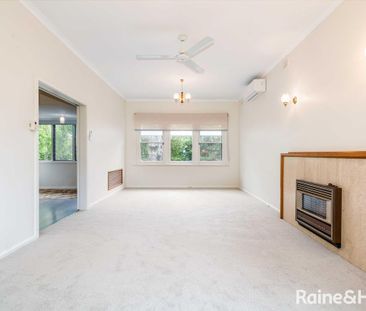 Classic Charm with a Modern Touch - Photo 1