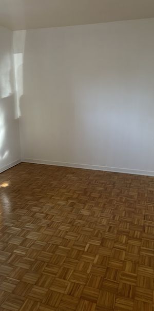 Grand 3 1/2 à Louer Août/Septembre - Photo 1