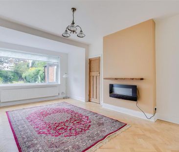 3 bedroom detached bungalow to rent - Photo 3