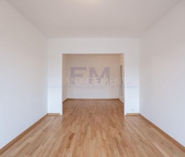 Avenue De-Luserna – 4 rooms of approx. 65 m² on the 6th floor - Photo 3