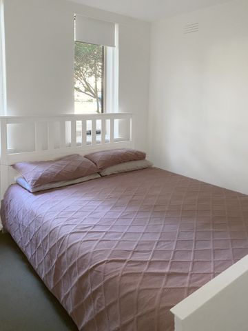 1/14 Creswick Street, Hawthorn, VIC 3122 - Photo 5