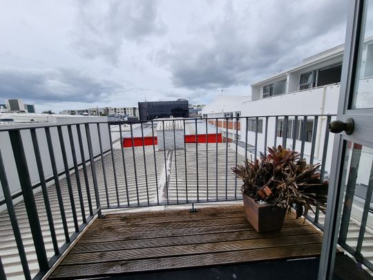 Unit 2D, 17 Scanlan Street, Grey Lynn, Auckland - Photo 1