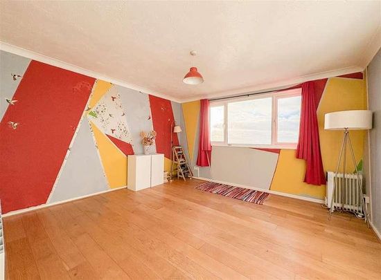 Marina, St. Leonards, TN38 - Photo 1