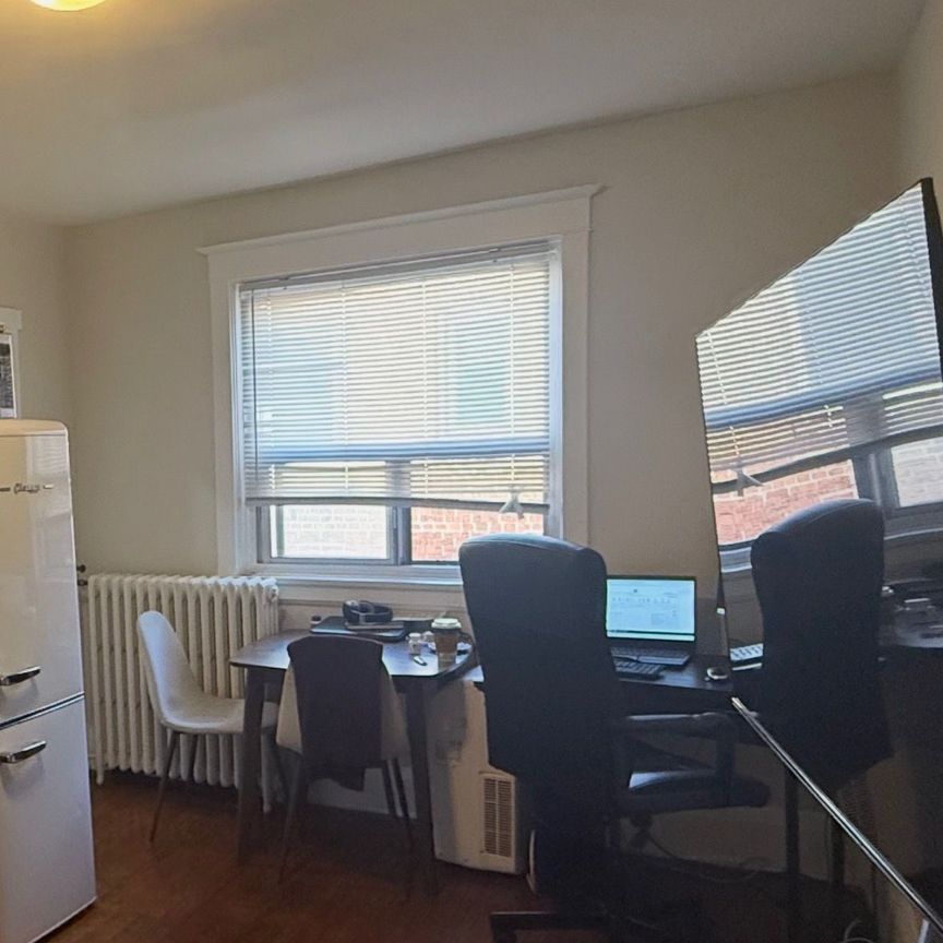 For Lease - 98 Vaughan Road Unit# 404, Toronto, Ontario - Photo 1