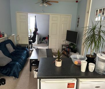 1 Bed Flat, Downs Road, LU1 - Photo 4