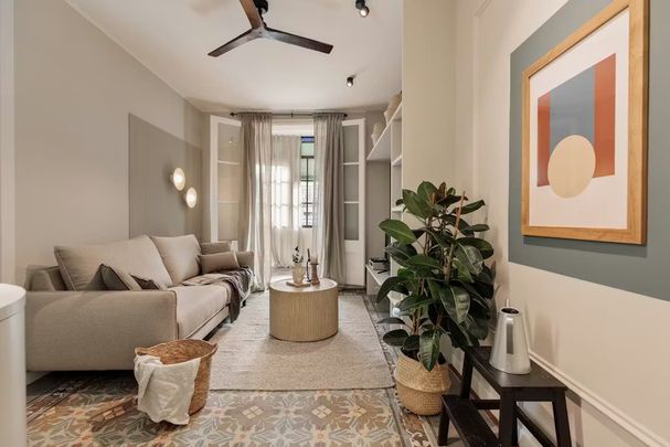 Carrer de la Diputació, Barcelona, Catalonia 08015 - Foto 1