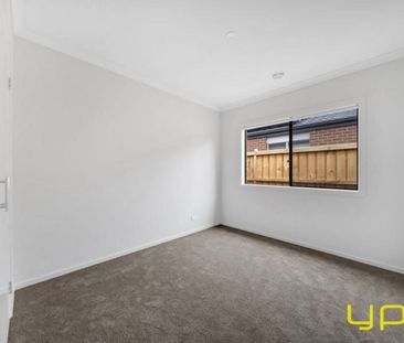 Modern 3-Bedroom Family Home in a Quiet Clyde Location - Photo 6