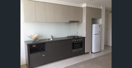 Furnished & Modern 2 Bedroom - Photo 4