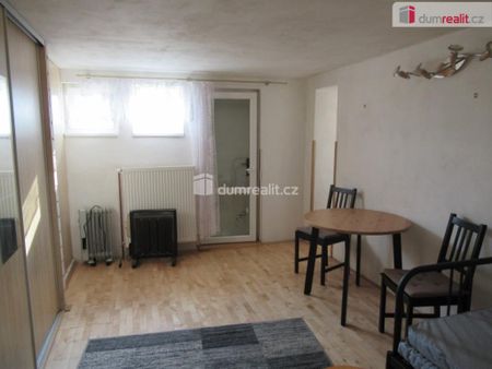 Pronájem bytu 1+kk 22 m2 - Фото 2