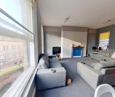 6 bedroom flat to rent - Photo 1