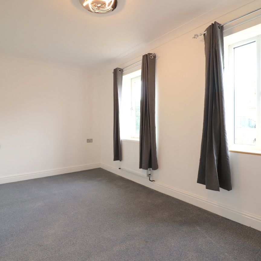 Ground Floor Flat, Flat 14, 55/57 Cathedral Road, Cardiff CF11 9HD - Photo 1