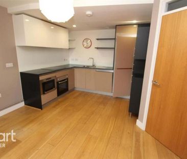 2 bedroom apartment to rent - Photo 4