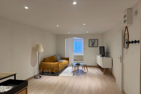 Location Appartement 2 pièces 41m² LA VALETTE DU VAR 83160 - Photo 2