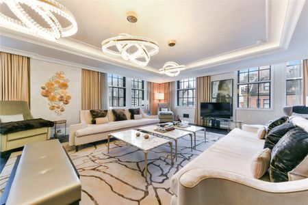 An Exclusive Three Bedroom Apartment in the Corinthia Residences - Photo 3