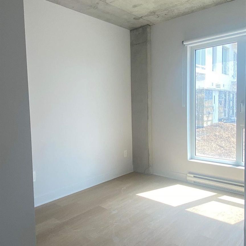 2 CH - 1 SDB - Montreal - $2,090 /mo - Photo 1