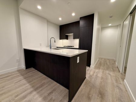 1 Bdrm+Den at Water St. By the Park - Photo 5