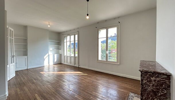 Appartement 3 pièces 63m2 REIMS 765 euros - Photo 1