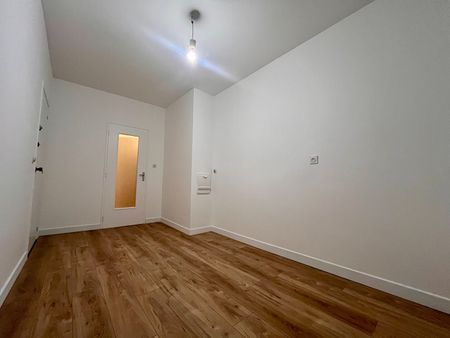 "LE SPACIEUX" - Location Appartement poitiers : 53.85 m2 - Photo 5