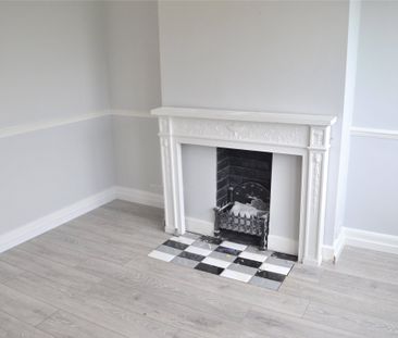 Deer Park Gardens, Mitcham, CR4 - Photo 2