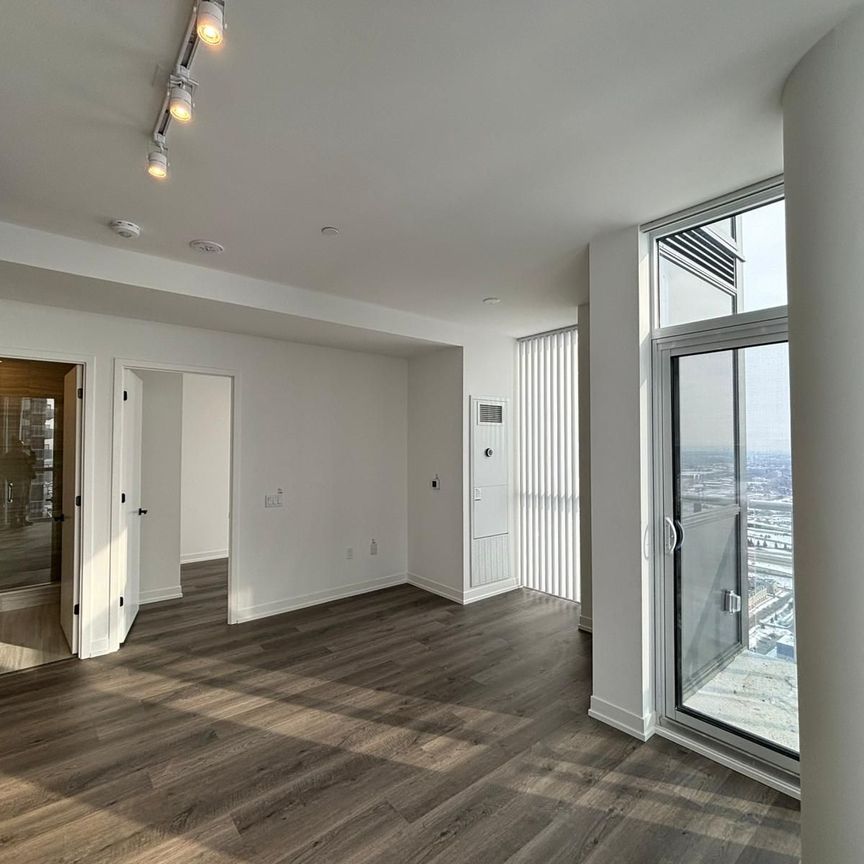 For Lease - 8 Interchange Way Unit# 6012, Vaughan, Ontario - Photo 1