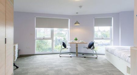 Studio to rent - Photo 2