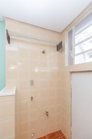 Apartamento com 2 quartos e 50m² para alugar em Alto Petrópolis, Porto Alegre. - Foto 3