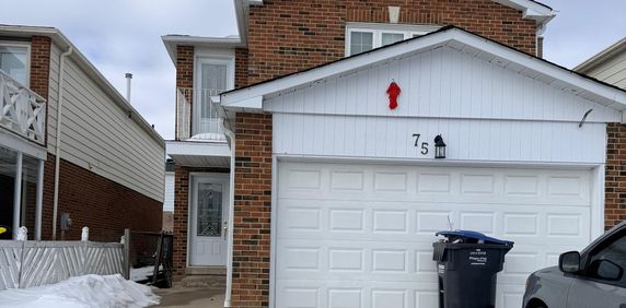 For Lease - 75 Banting Crescent, Brampton, Ontario - Photo 2