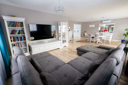 Vila De Inchiriat | Acces ponton privat | Jacuzzi exterior | Snagov - Photo 3