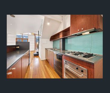 3 Dove Pl, Richmond, Vic 3121 - Photo 2