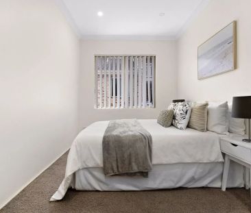 Spacious 2 Bedroom Apartment in Boutique Block of 12 - Photo 4