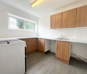 2 bedroom ground floor maisonette to rent - Photo 4