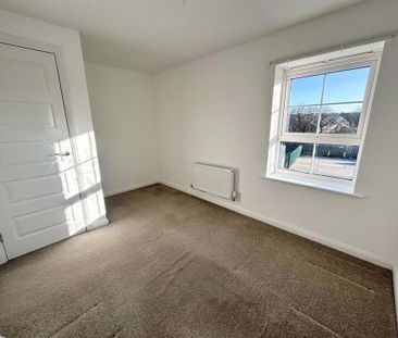2 bedroom maisonette to rent - Photo 4