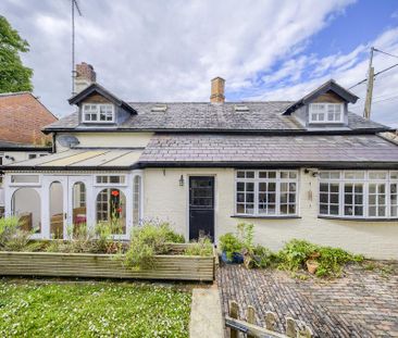 3 bedroom detached house to rent - Photo 3