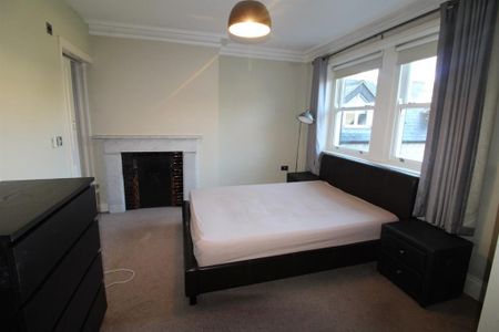 3 bedroom apartment to rent - Photo 5