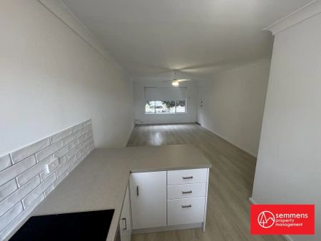 “2 BEDROOM UNIT - QUIET - GREAT LOCATION” - Photo 3
