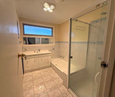 54 Betula Street, Doveton VIC - Photo 5