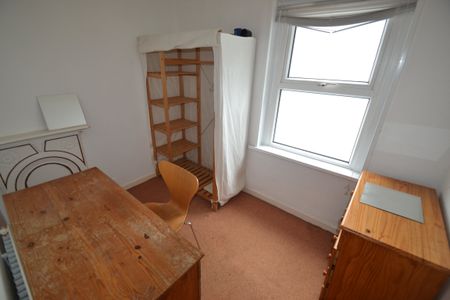 1 bed house / flat share to rent in Rawden Place, City Centre, CF11 - Photo 4