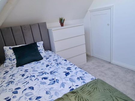 8 bedroom house share to rent - Photo 4