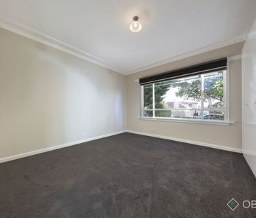 6 Sumersett Avenue Oakleigh South VIC - Photo 1