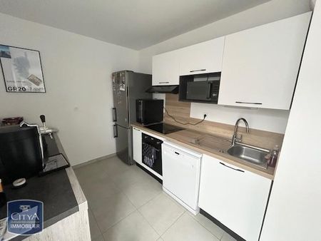 Location Appartement 3 pièces 63m² ST SEBASTIEN SUR LOIRE 44230 - Photo 4