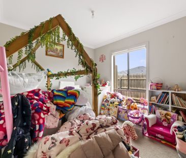 Please contact catie@sweeneyea.com.au for private inspections. - Photo 5